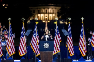 Harris se desmarca de Biden por haber llamado ‘basura’ a los seguidores de Trump