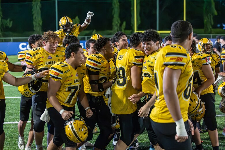 Eagles, Kolts, Raiders y Dragons triunfan en semifinales de la Kiwanis Football League