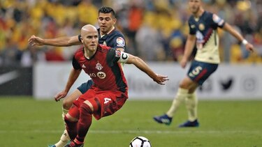 Chivas y Toronto jugarán la final de la Concacaf