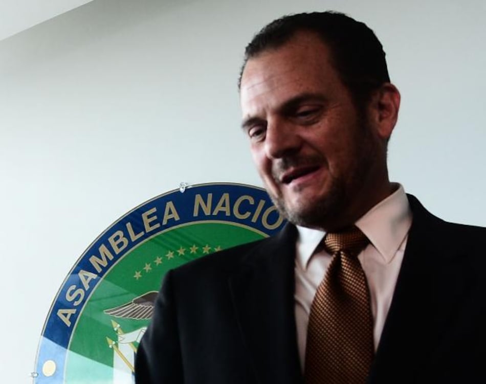 Diputados del PRD votarán por Federico Humbert como candidato a contralor