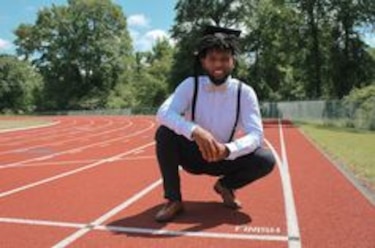 Jorge Mena fue acogido en Aldeas SOS Panamá, demostró talento en atletismo y se graduó en Estados Unidos