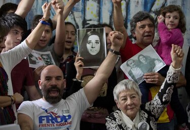 Argentina: Identifican a nieto 121 sustraído en dictadura