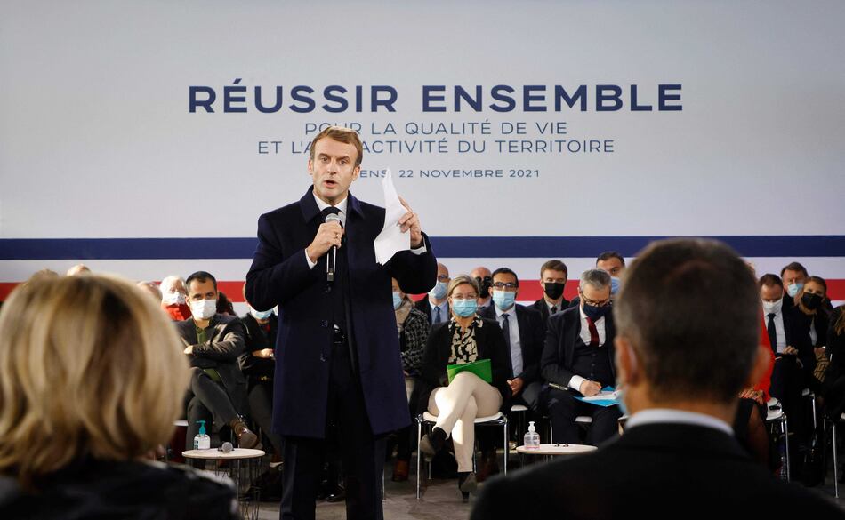 Macron llama a la calma ante la situación ‘explosiva’ en Guadalupe por obligación de vacunarse