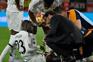 Mendy y Alaba, intervenidos con éxito de sus respectivas lesiones