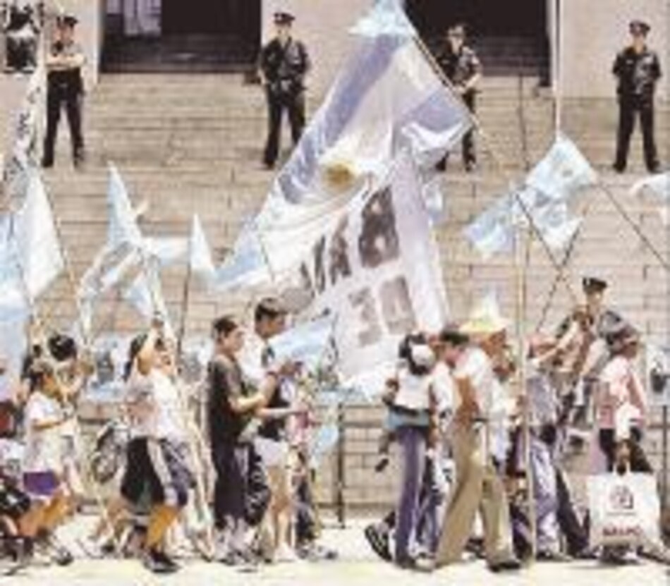 Banco Sabadell compra Banco Atlántico