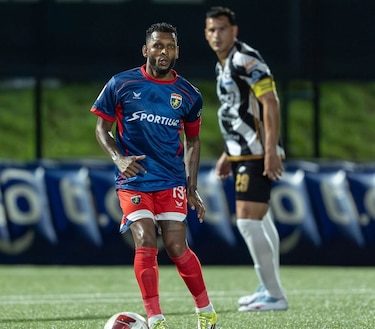 Plaza Amador se queda con el Clásico Nacional y es líder de la Conferencia Este