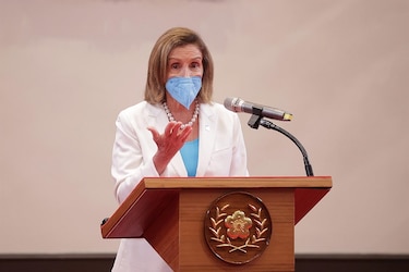Pelosi aborda en Seúl la seguridad regional tras su tensa visita a Taipéi