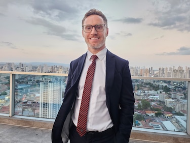 Fitch advierte que Panamá mantendrá la pérdida del grado de inversión y la reforma de la CSS no es suficiente