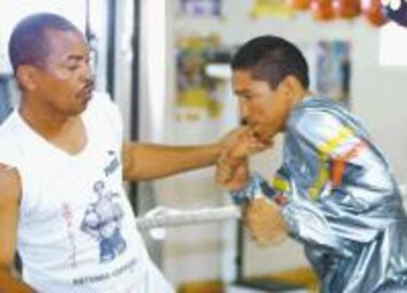 Adonis Rivas ganó el cetro mosca de la OMB