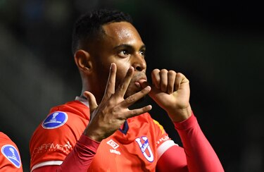 El panameño Ismael Díaz anota, pero su equipo queda fuera de la Copa Sudamericana