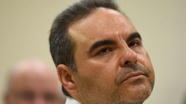 Fiscal salvadoreño pide enviar a presidio común a expresidente Elías Saca