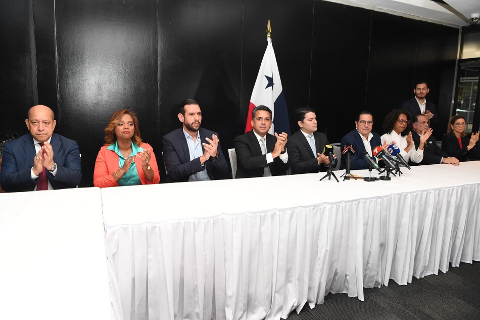 Bloque opositor emite declaración en defensa de la soberanía nacional; tras firma de acuerdos con Estados Unidos