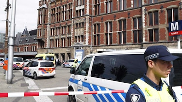 Dos heridos en ataque con cuchillo en la estación ferroviaria de Ámsterdam