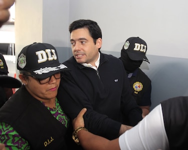 Imputan cargos y ordenan arresto domiciliario a Gaby Carrizo por caso de enriquecimiento injustificado