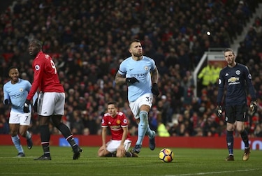 El City vence al United
