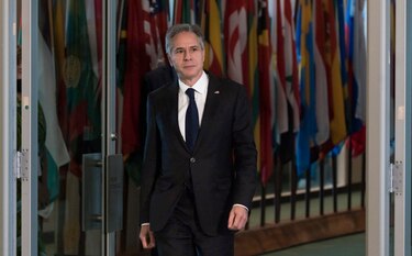 Blinken viaja a China para ahondar en relación con Estados Unidos y evitar conflictos