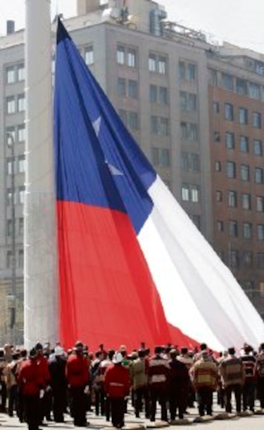 Chile crece, pero deja dudas