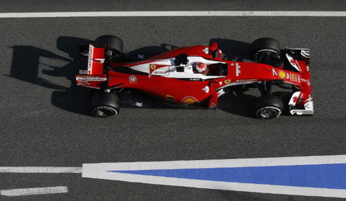 Raikkonen domina tercer día de ensayos