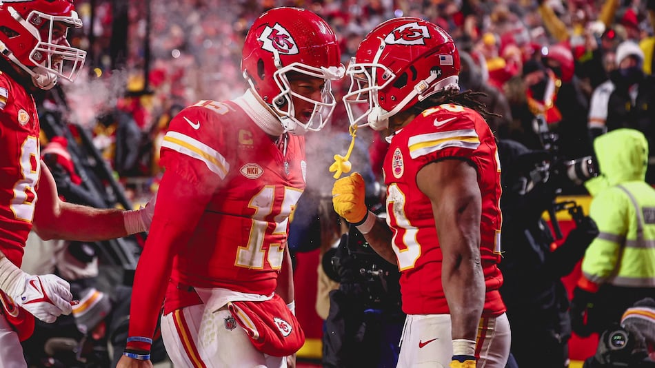 Mahomes y los Chiefs enlazan su noveno título en la división Oeste de la AFC