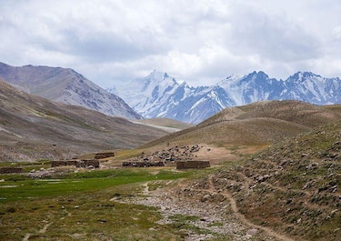 Qué es el ‘cinturón Alpino-himalayo’, la zona extremadamente sísmica que hace que Afganistán sufra devastadores terremotos con frecuencia