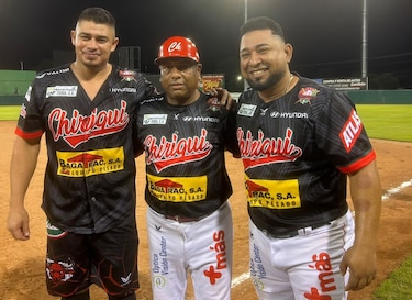Quiroz y Saavedra se convierten en leyendas al alcanzar los 800 ‘hits’ en la categoría Panamá