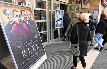 Película de pedofilia en la Iglesia es récord de taquilla en Polonia