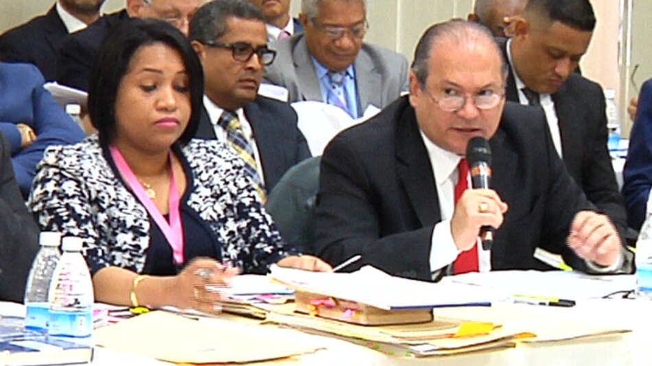 Harry Díaz sostiene que sus vacaciones no 'suspenden' el proceso seguido a Ricardo Martinelli