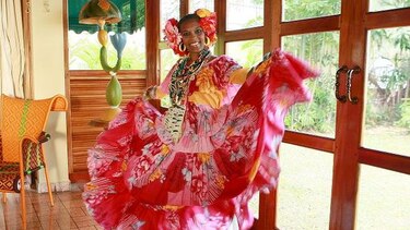 Los congos y diablos tienen su escuela