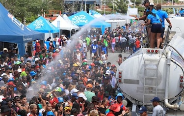 Gobierno anuncia horario especial para oficinas públicas por carnavales