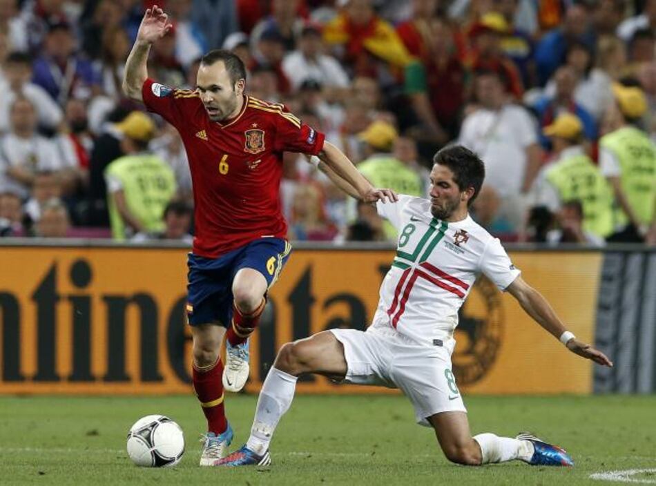 España gana 4-2 por penales a Portugal y es finalista de Eurocopa