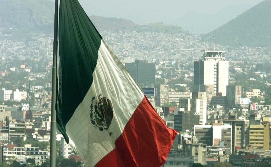 Ataque a oposición mexicana agrava el escándalo de espionaje