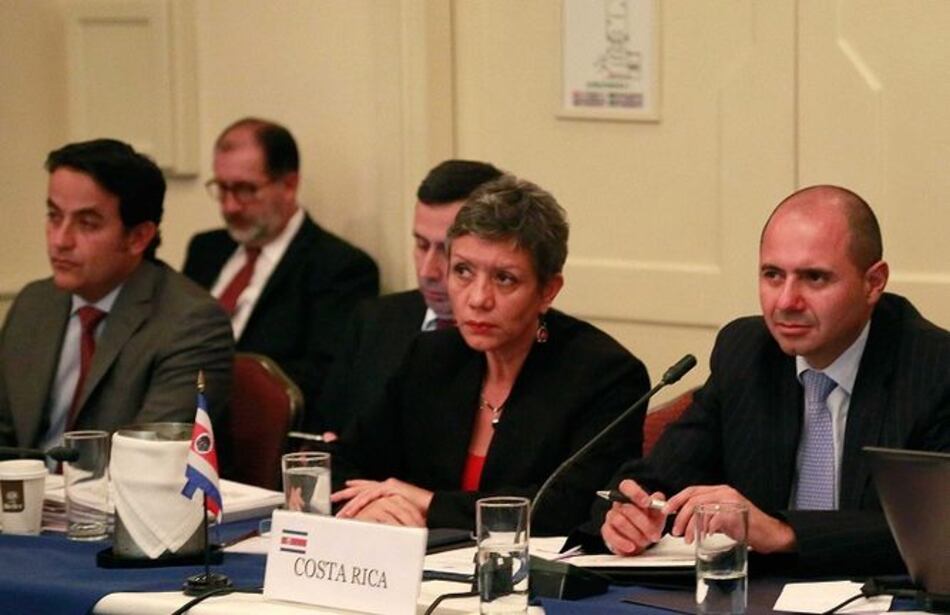 Nueve países tratan migración cubana durante reunión en Costa Rica