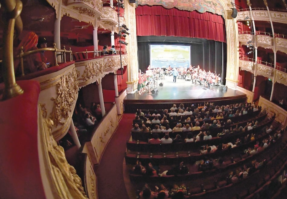 Paseo virtual por el Teatro Nacional