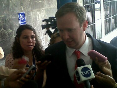 Presupuesto general del Estado asciende a $17 mil 700 millones para 2014