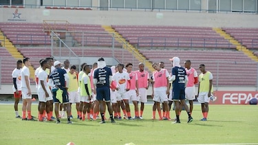 Mucho movimiento en las selecciones