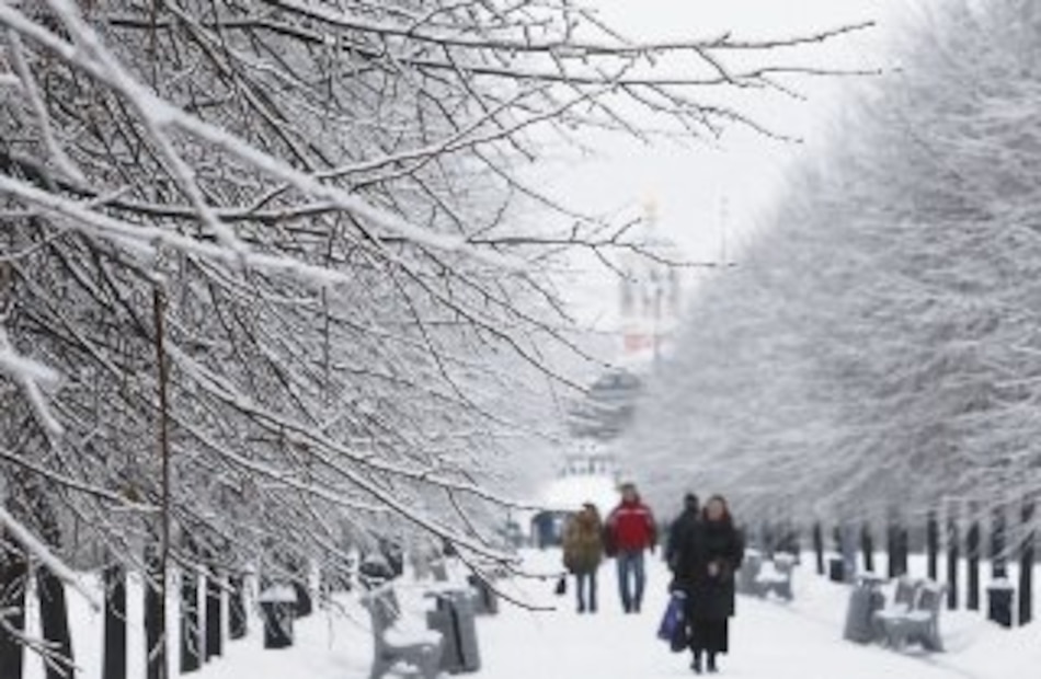 Lluvia gélida causa apagones