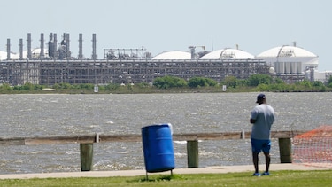 La zona del sur de Estados Unidos que quedó devastada por un huracán y ahora tiene más dinero del que puede gastar