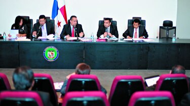 Tres ministerios deberán regular el uso de cannabis