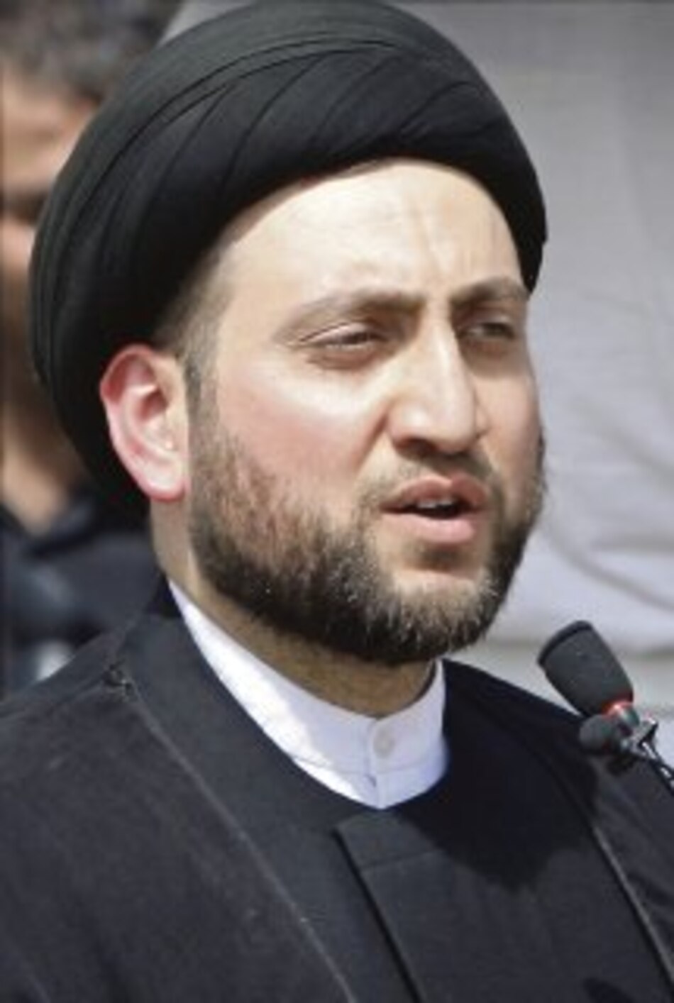 Partido chií reemplaza a Hakim con su hijo