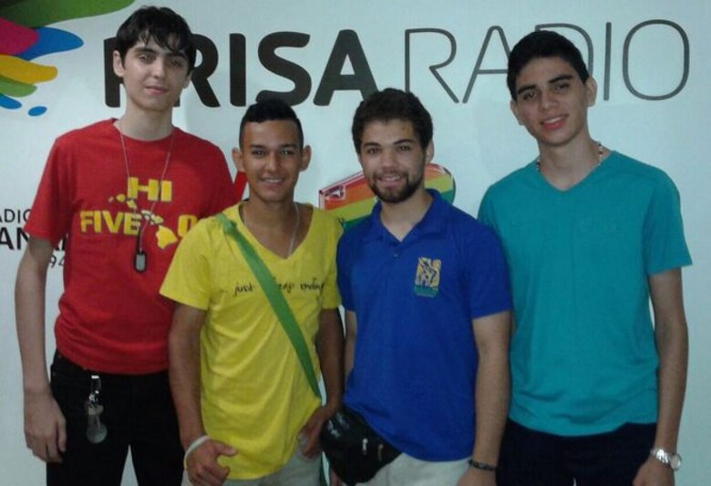 Cuatro panameños viajan a China a competencia de robótica