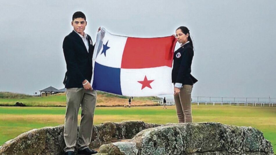 Carla Álvarez se destaca en torneo de golf júnior