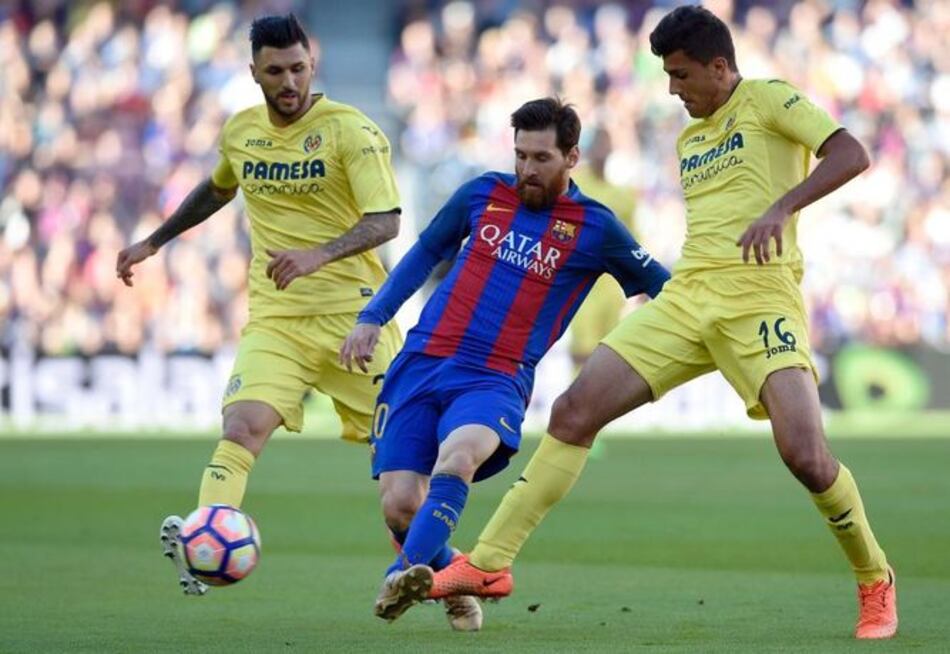 Barcelona golea al Villarreal con doblete de Messi