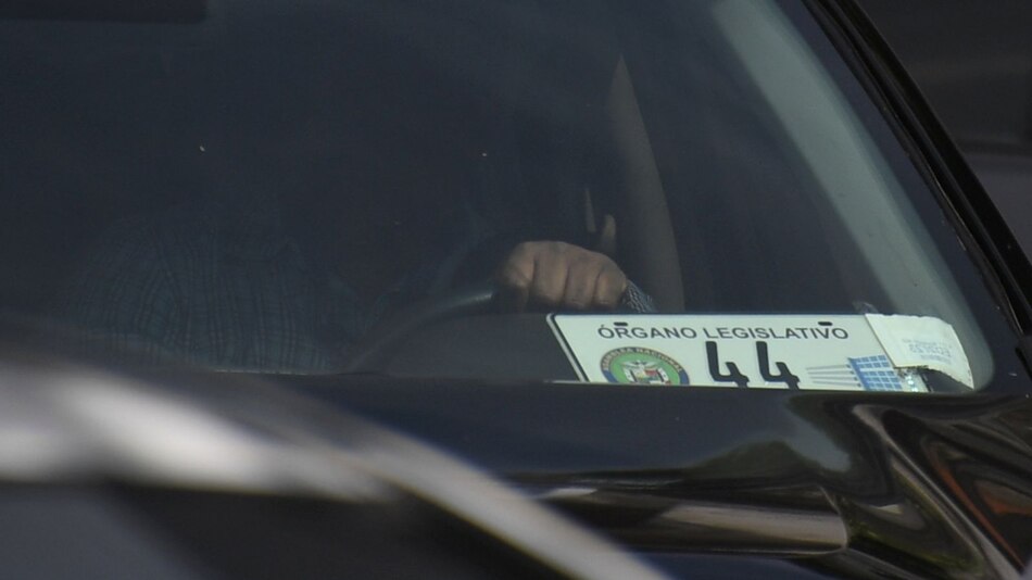 La Asamblea compra 232 placas vehiculares para los diputados y miembros de su junta directiva