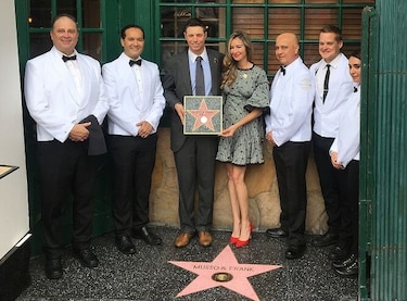 De Chaplin a Tarantino: icónico restaurante recibe estrella en Hollywood