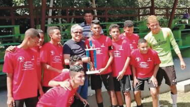 Academia FC Jr. 18 ganó la Copa Bombito Romero