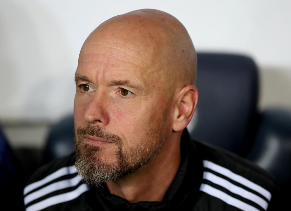 El Manchester United despide a Ten Hag
