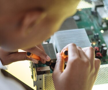 Semiconductores en Panamá: $10 millones para comenzar a crear un centro en la UTP