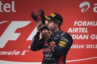 Sin tiempo para lamentos, arranca la caza a Vettel