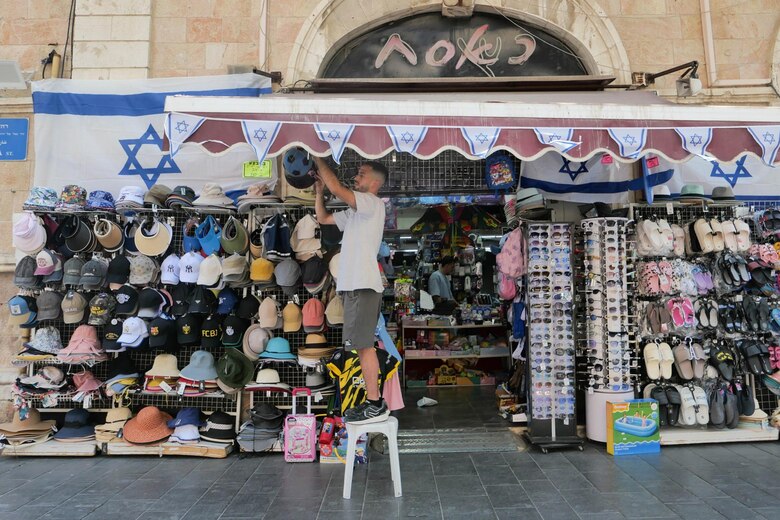 Un Israel semiparalizado espera recobrar cierta normalidad tras el alto el fuego con Irán