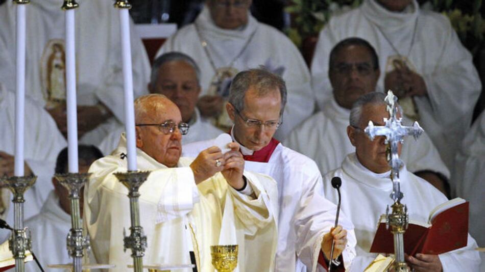 Papa Francisco se encuentra con la venerada Guadalupe en México
